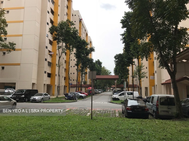 Blk 392 Yishun Avenue 6 (Yishun), HDB Executive #173299862